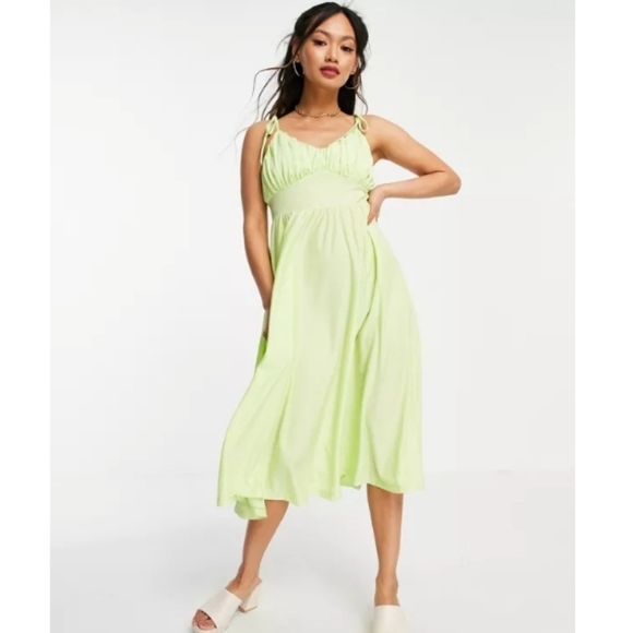 ASOS Light Green Summer ☀️ Dress - Picture 1 of 3